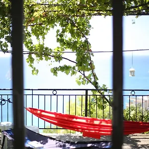 Valentina , Qeparo Albania